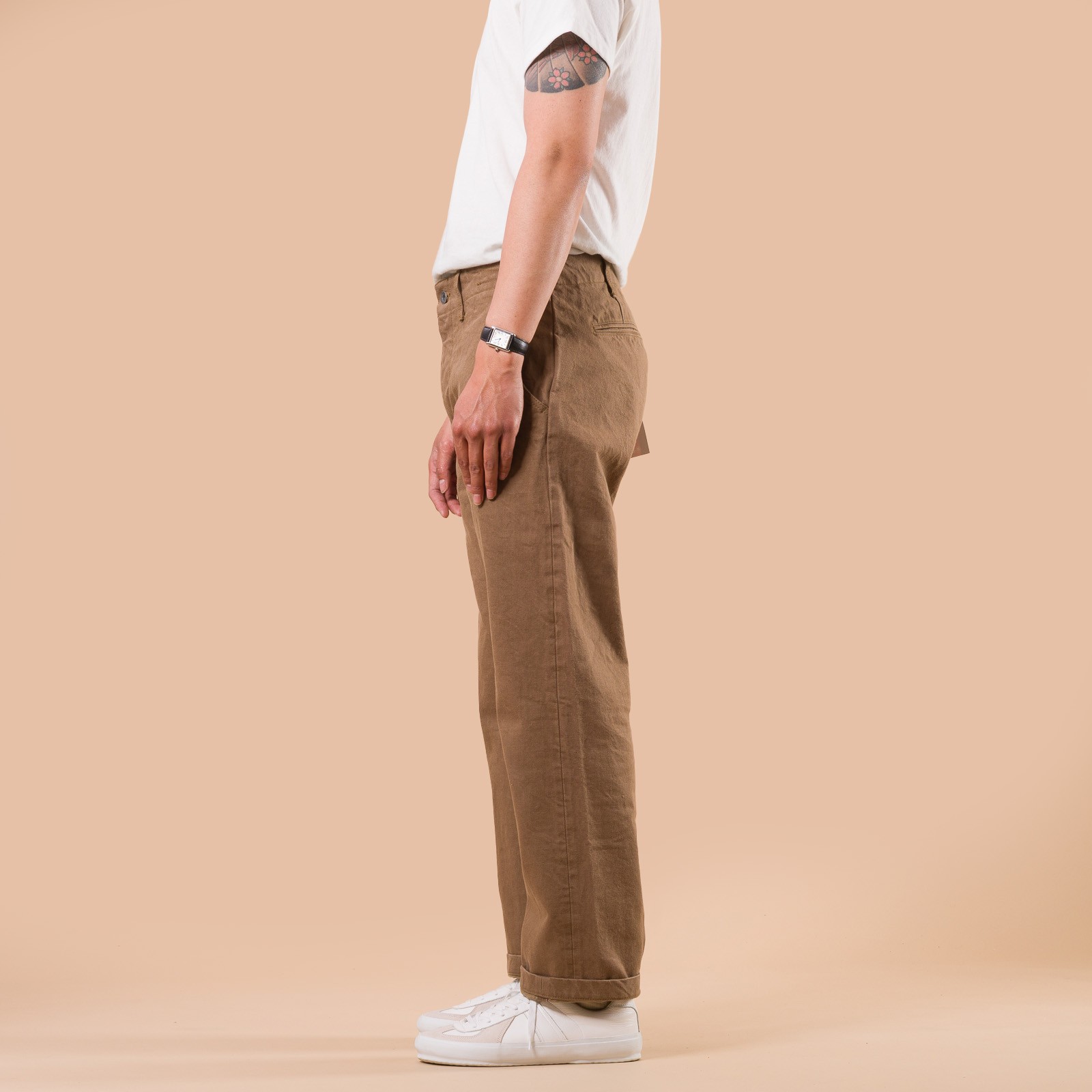 image flâneurs SAMURAI JEANS / SJ42CP 15oz Heavy Selvedge Chino Khaki de profil