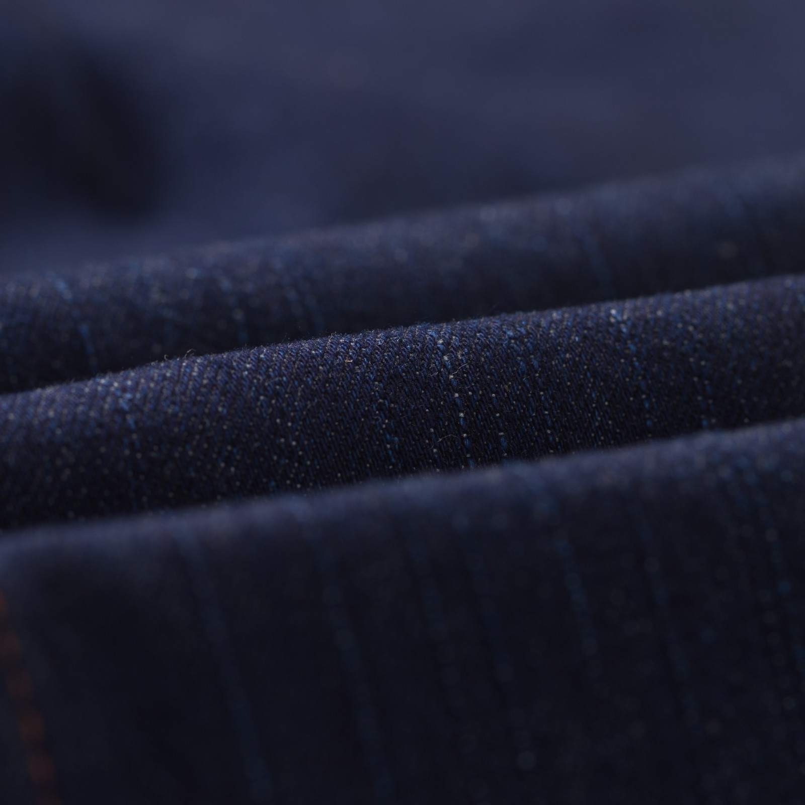 image flâneurs NAKED & FAMOUS / Pleated Trouser Vertical Slub Denim Selvedge détail matière