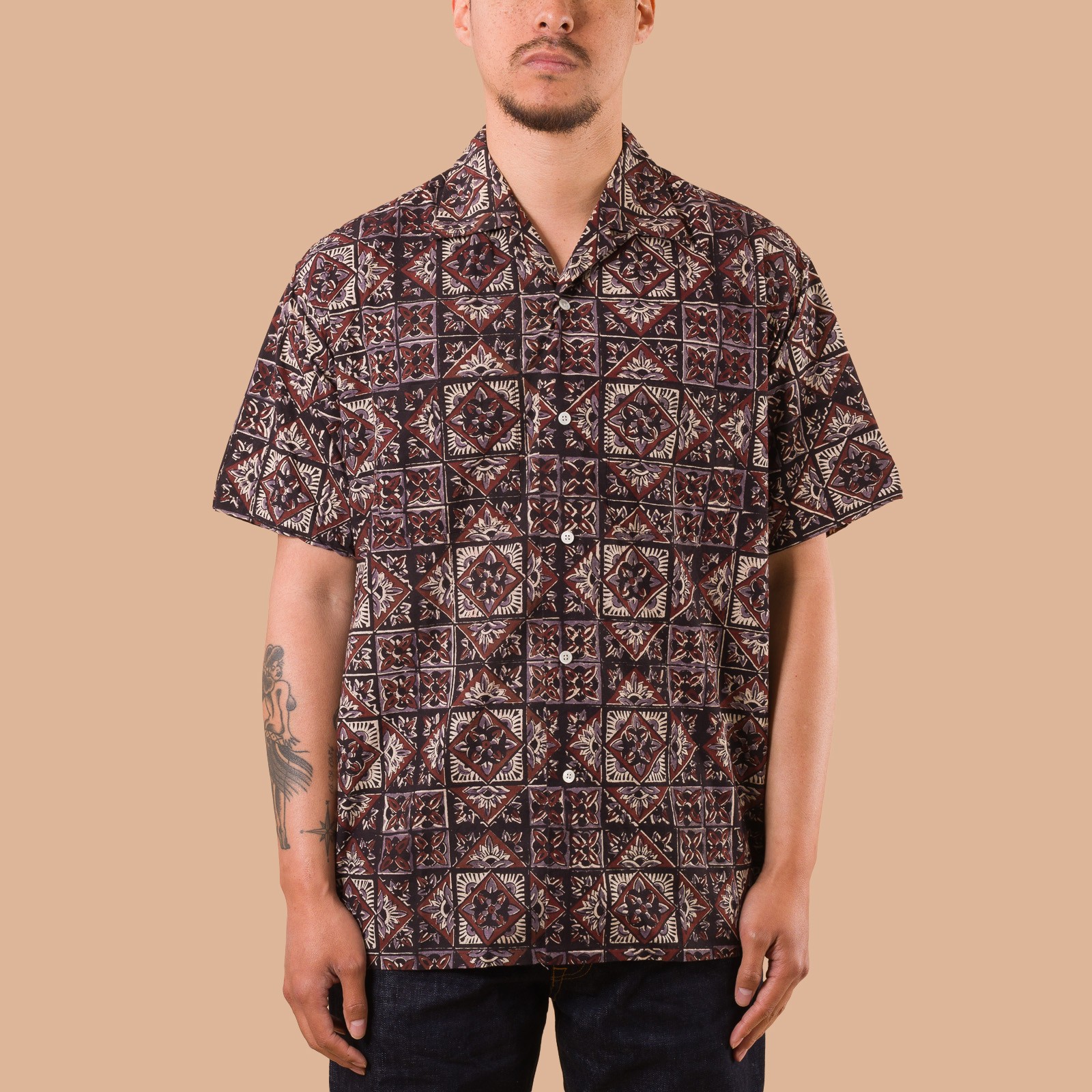 image flaneurs chemise Open Collar Block Print Purple Beams Plus Japan porté de face