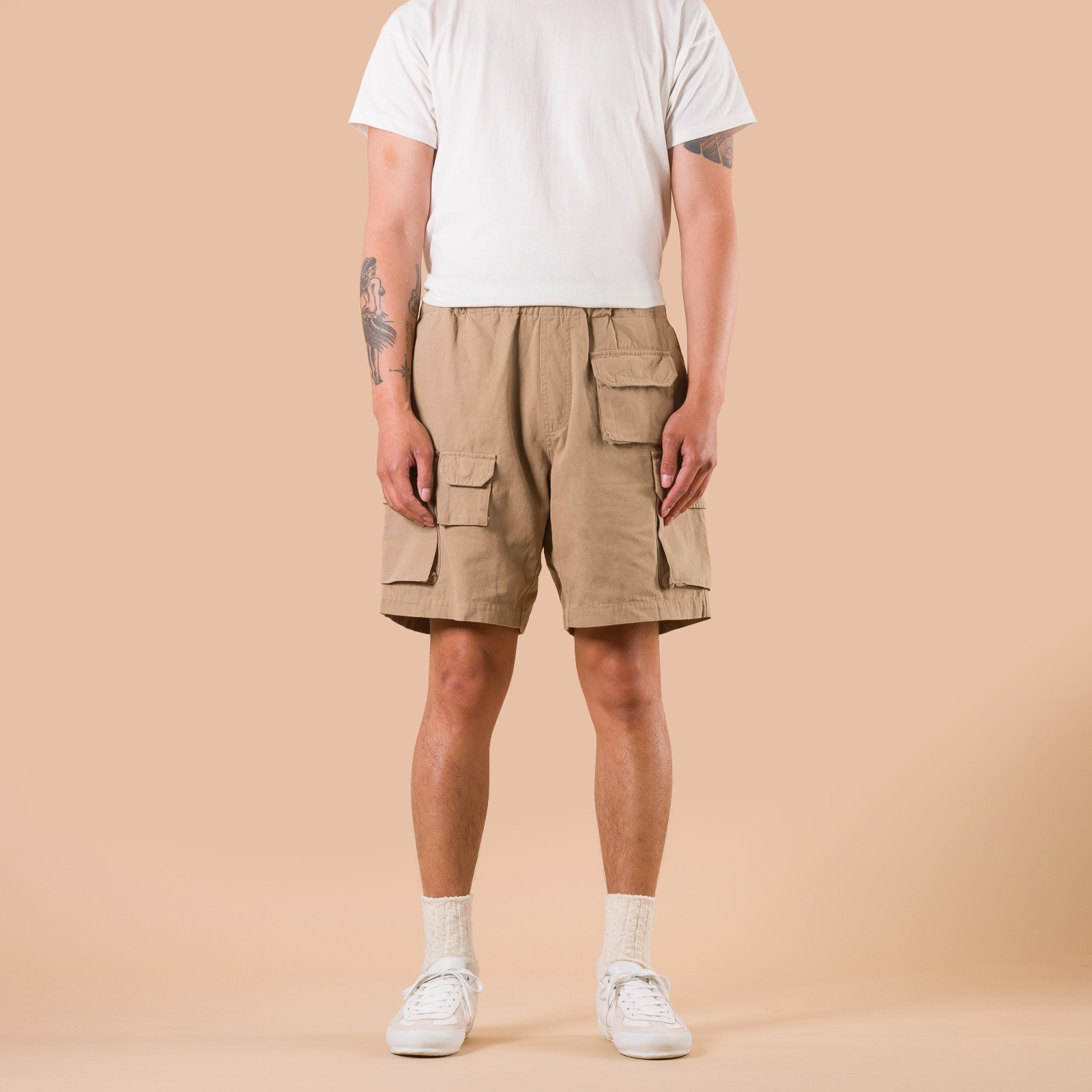 image flâneurs FRIZMWORKS / Back Satin Essential Fatigue Shorts Beige face