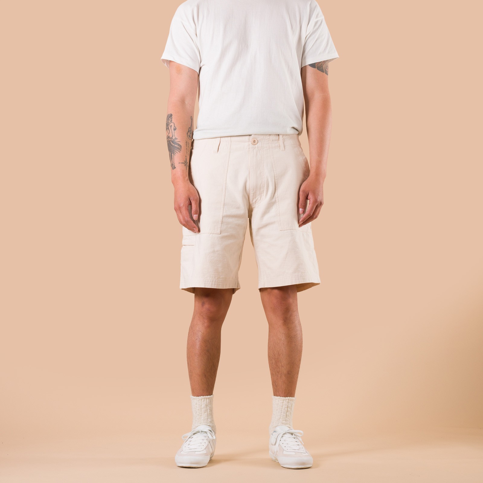Back Satin Essential Fatigue Shorts Cream