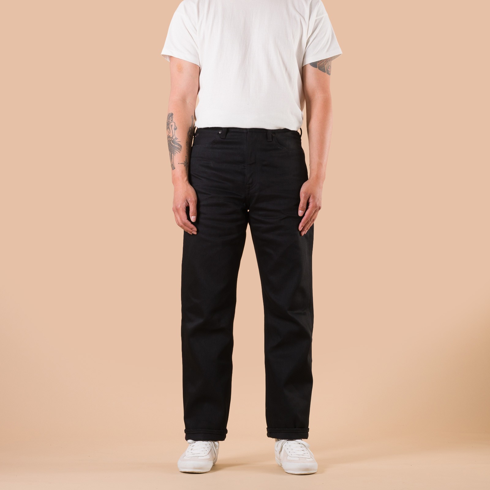 image flâneurs MOMOTARO JEANS / 14.7oz Standard Straight Black de face