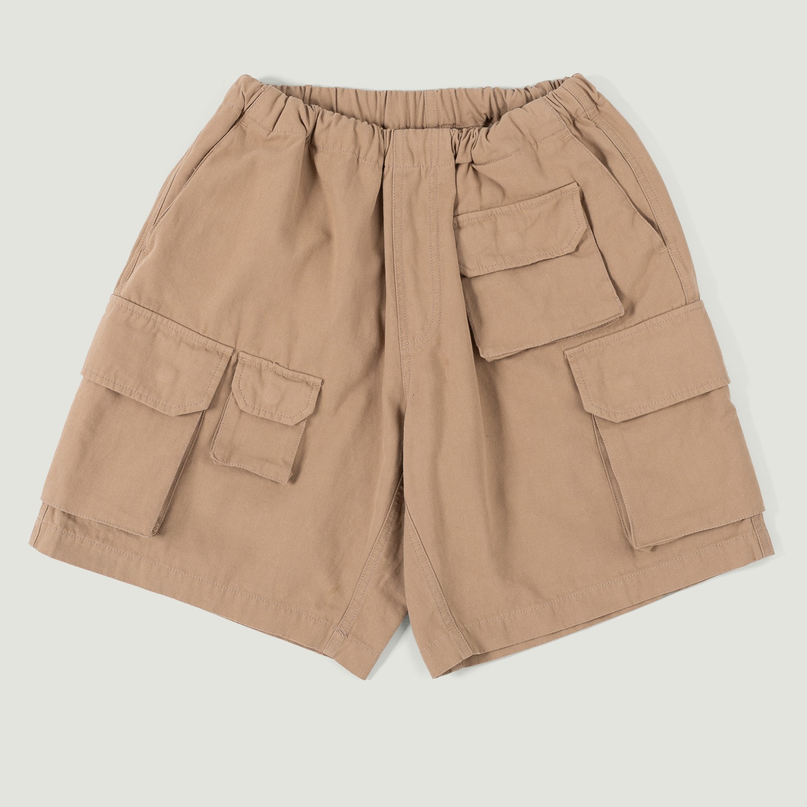 image flâneurs FRIZMWORKS / Back Satin Essential Fatigue Shorts Beige Vignette