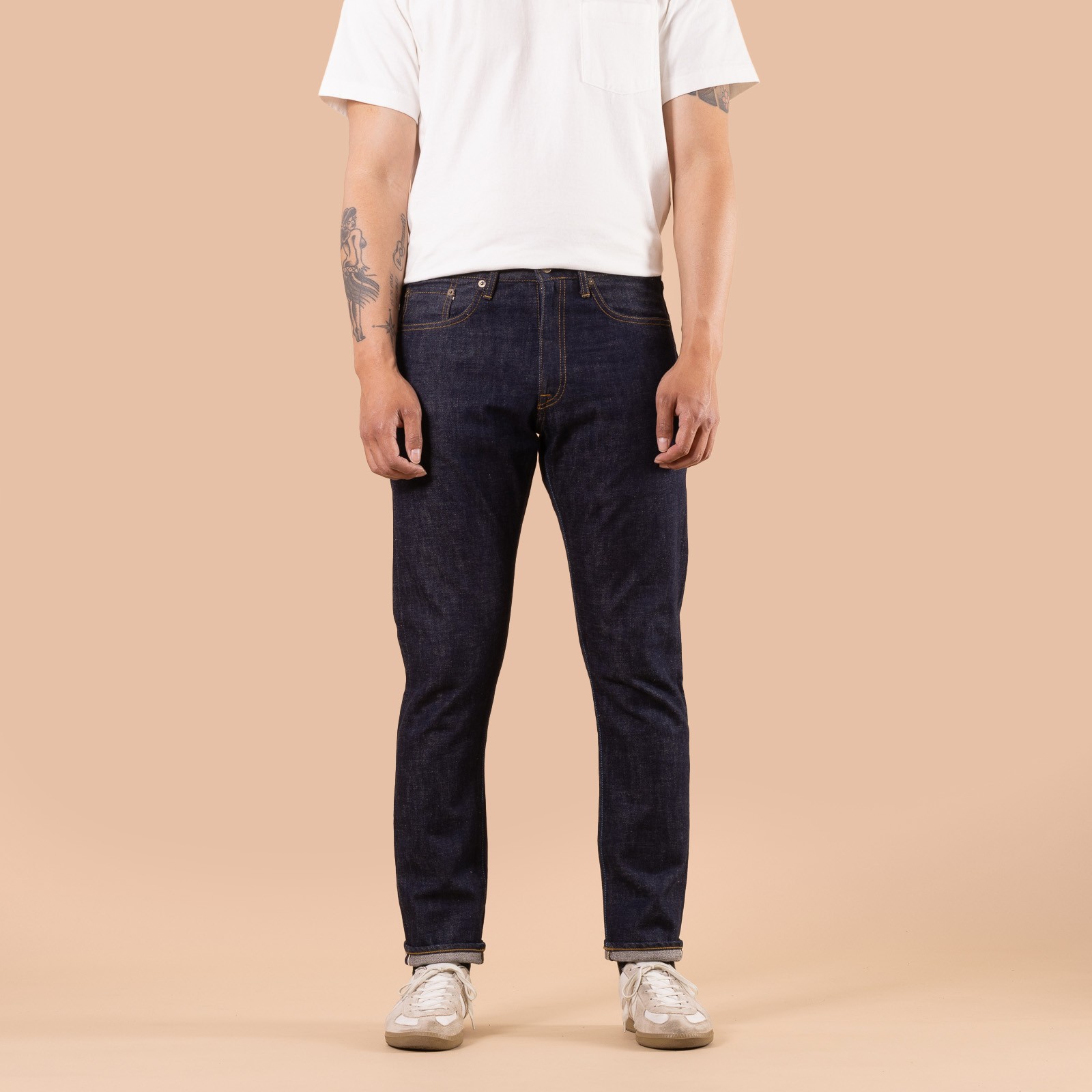 Image-Flâneurs_JAPAN BLUE JEANS / J201 Tapered Fit 14,8oz_de-face