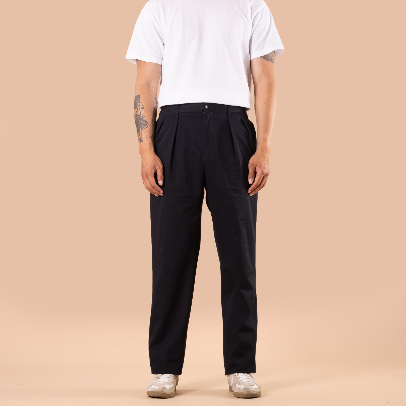 Image flâneurs BARNSTORMER / 1955UC 2Pleated Chino Navy face