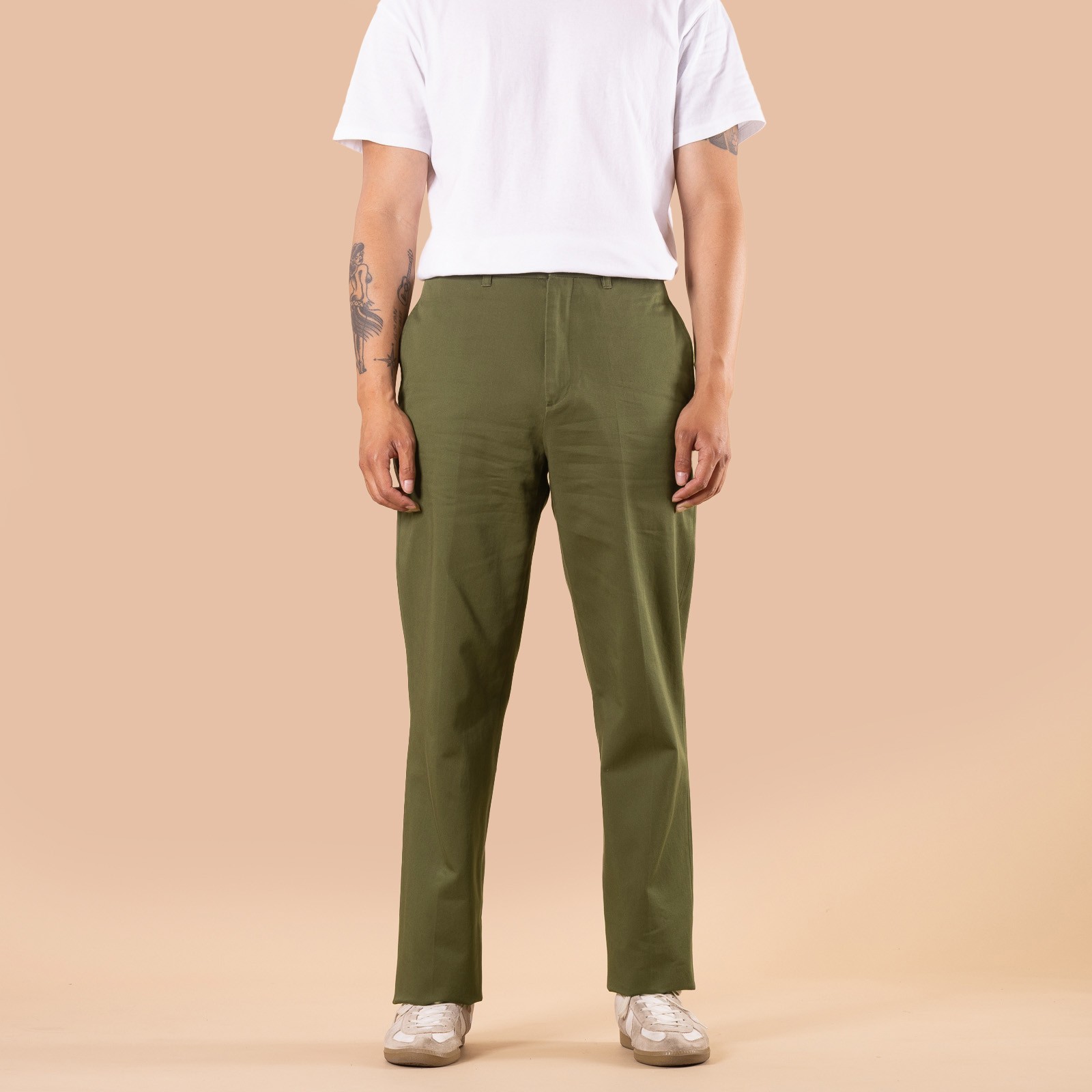 Image flâneurs BARNSTORMER / 1952UC Flat Front Chino Olive face
