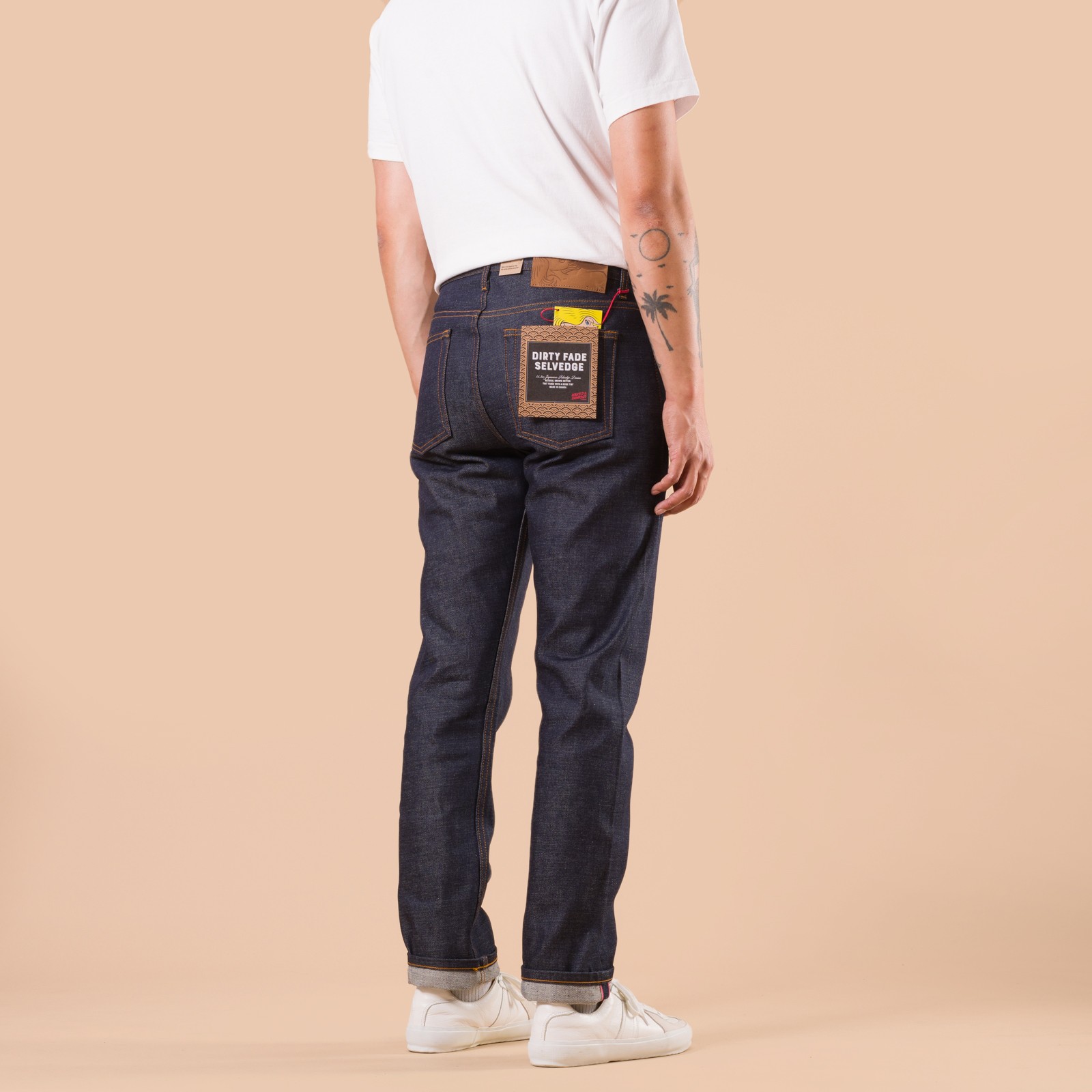 flaneurs NAKED & FAMOUS Dirty Fade Selvedge porté de dos