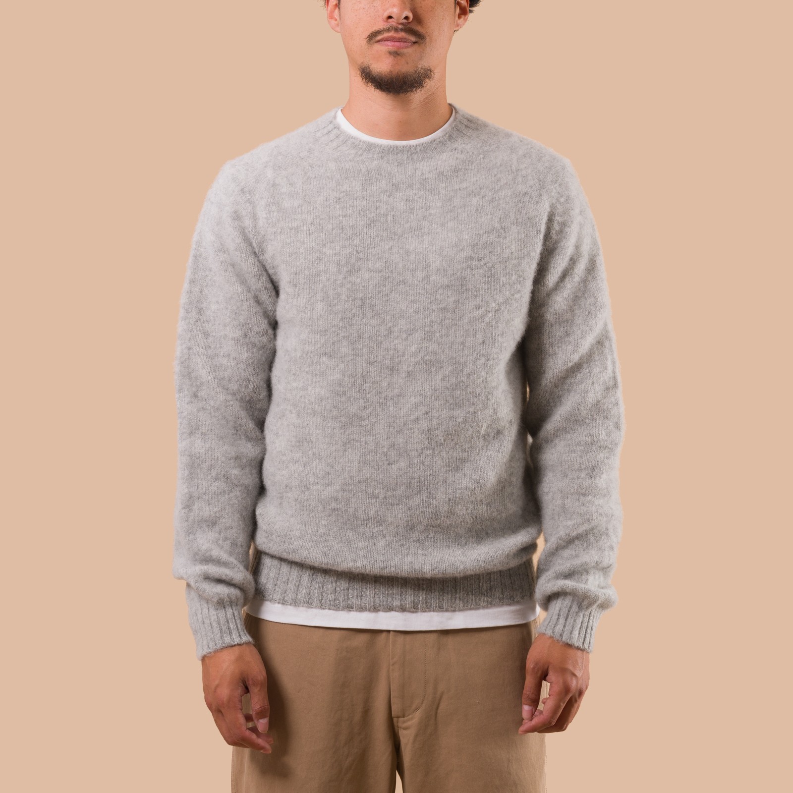 flaneurs pull HARLEY OF SCOTLAND Shaggy Crew Neck Silver front