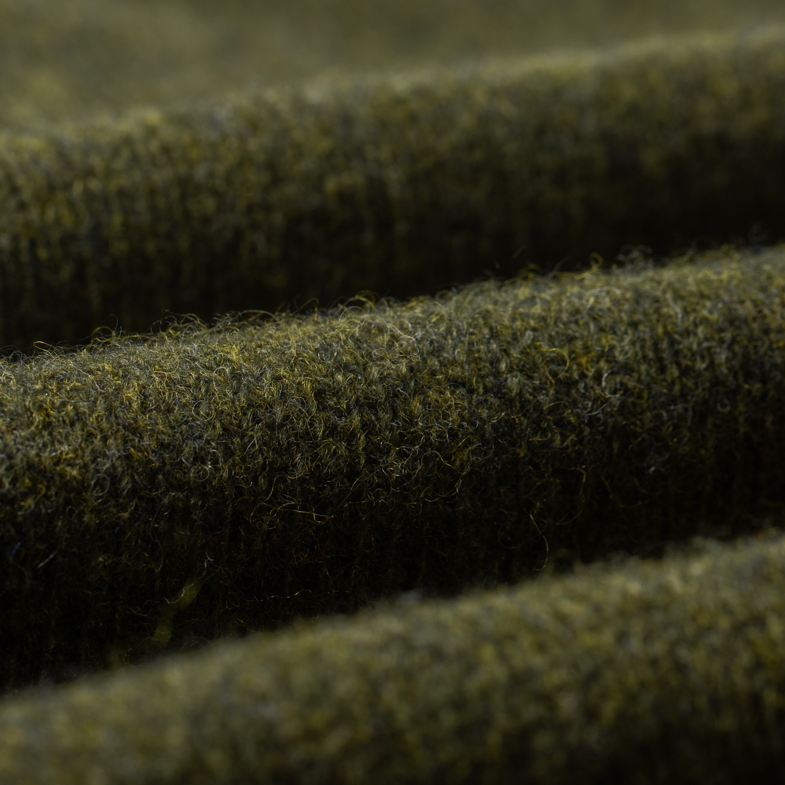 detail HARLEY OF SCOTLAND  Eton Supersoft Wool 3 Button Polo Neck Scots Pine (1)