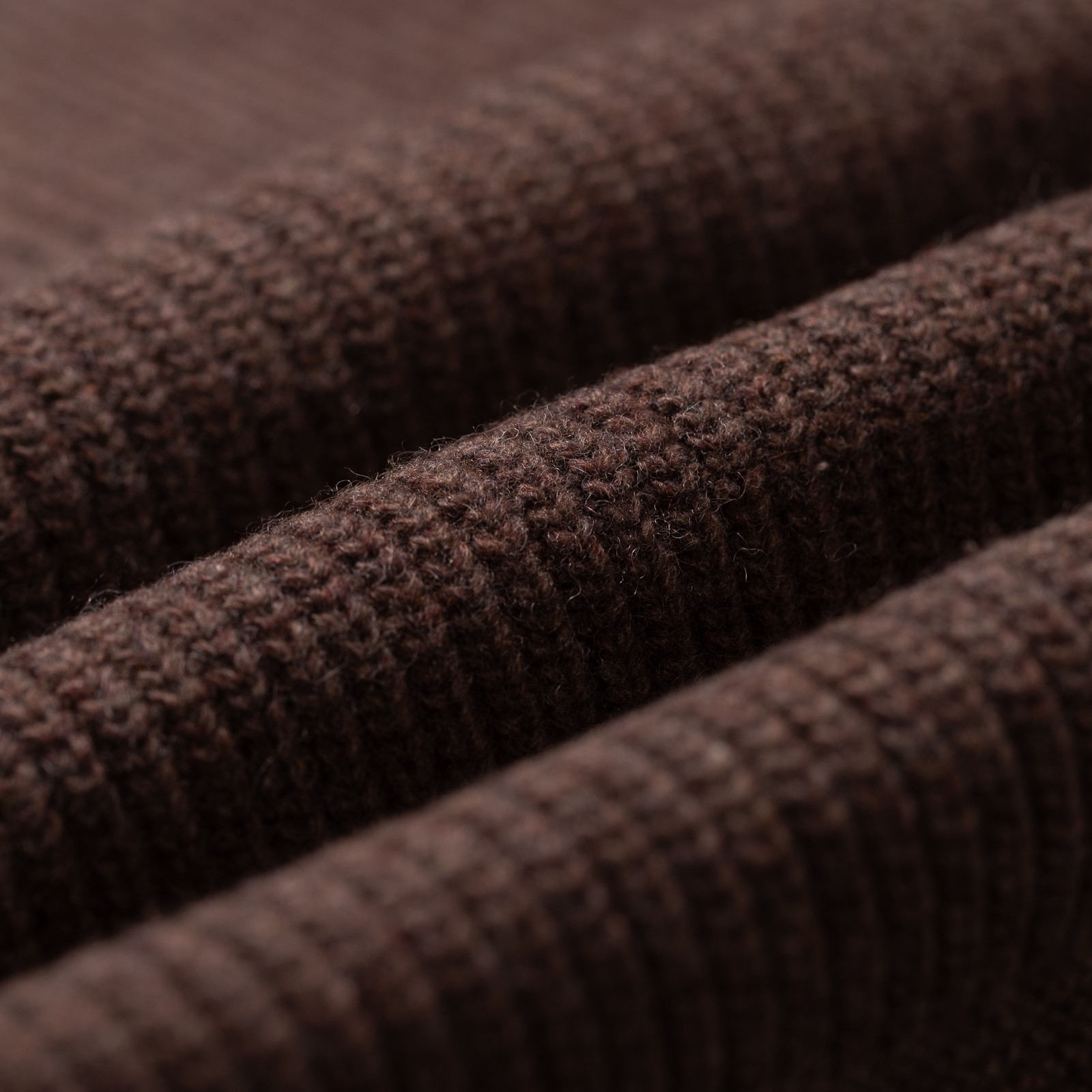 Image flâneurs FRIZMWORKS / Heavy Wool Round Cardigan Choco détail matière