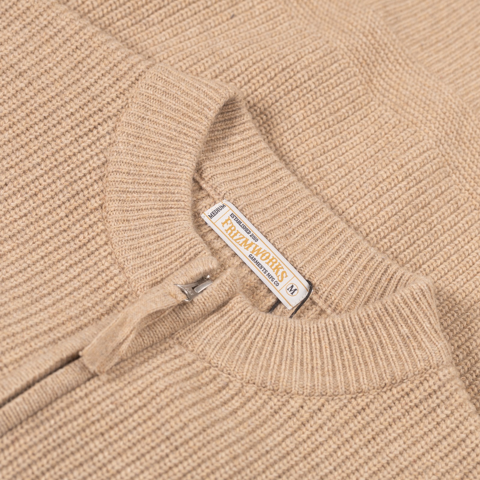 image flâneurs FRIZMWORKS / Wool Deck Zip Up Cardigan  Oatmeal détail col