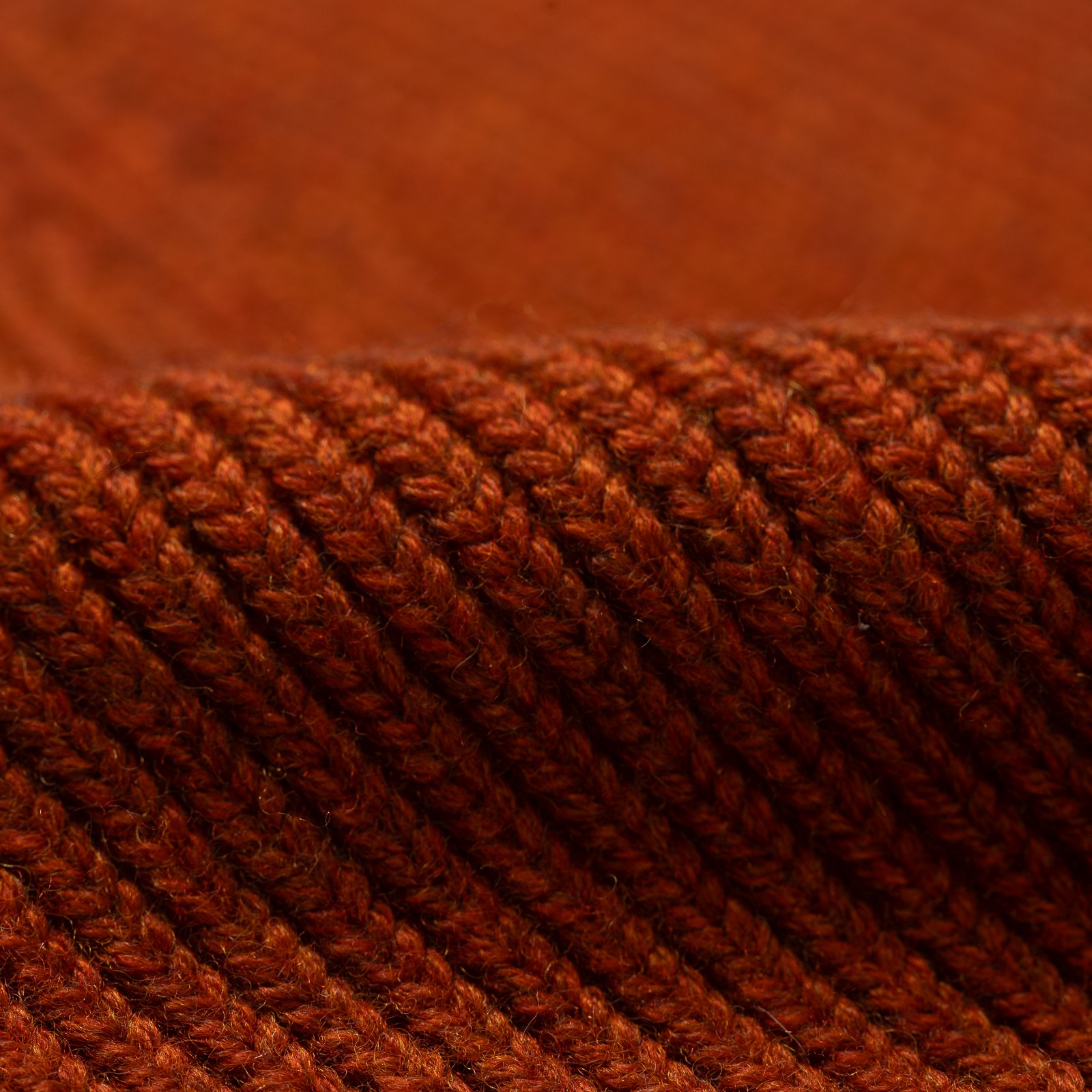 Image flâneurs NITTO KNITWEAR / Bonnet Ara Rouille détail matière