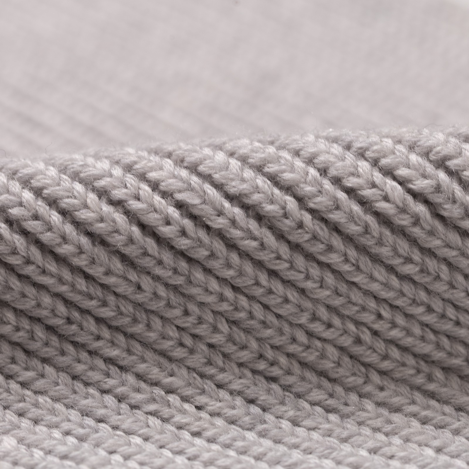 Image flâneurs NITTO KNITWEAR / Bonnet Ara Gris Clair détail matière