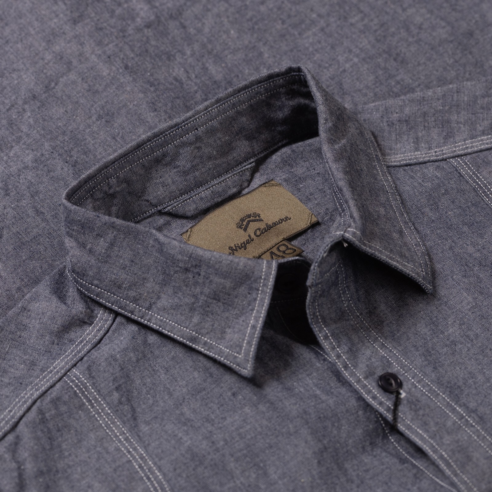 Image Flâneurs NIGEL CABOURN / Medical Shirt Indigo détail col