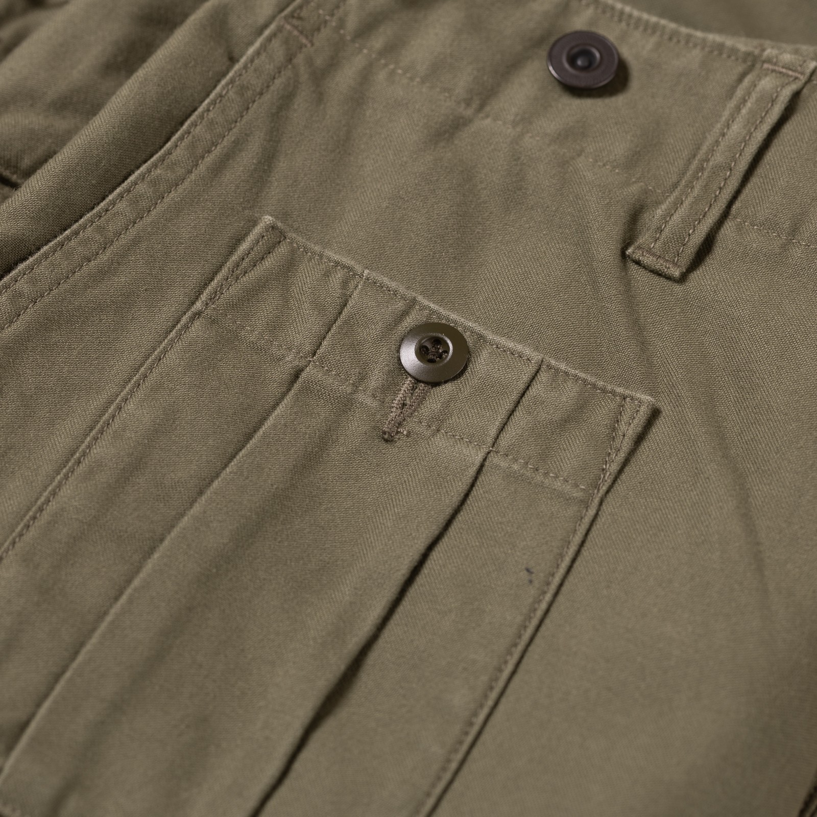 Image Flâneurs NIGEL CABOURN / Army Cargo Pant Dark Green détail poche