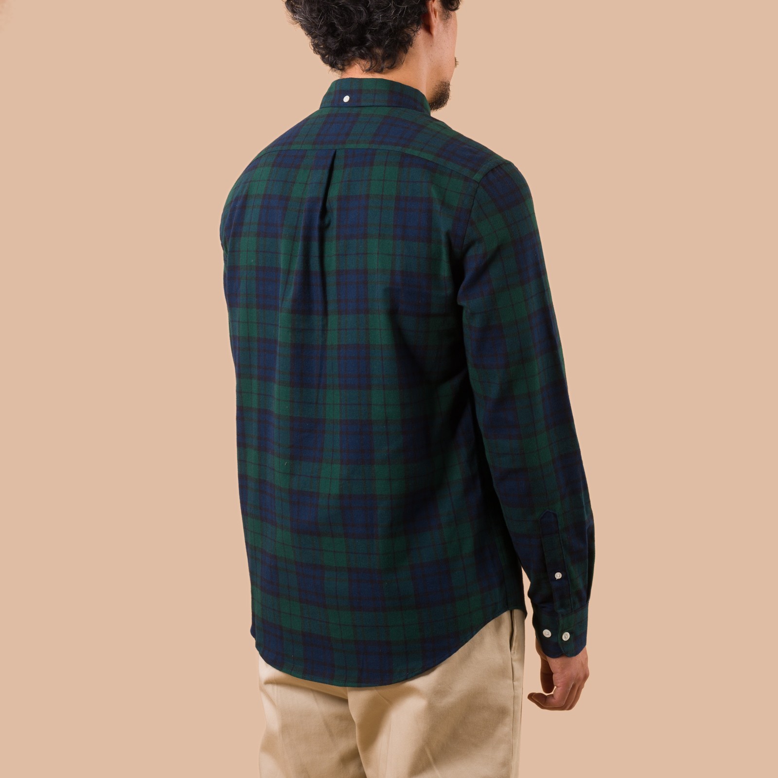 vignette flaneurs Portuguese Flannel Bonfim Shirt worn back