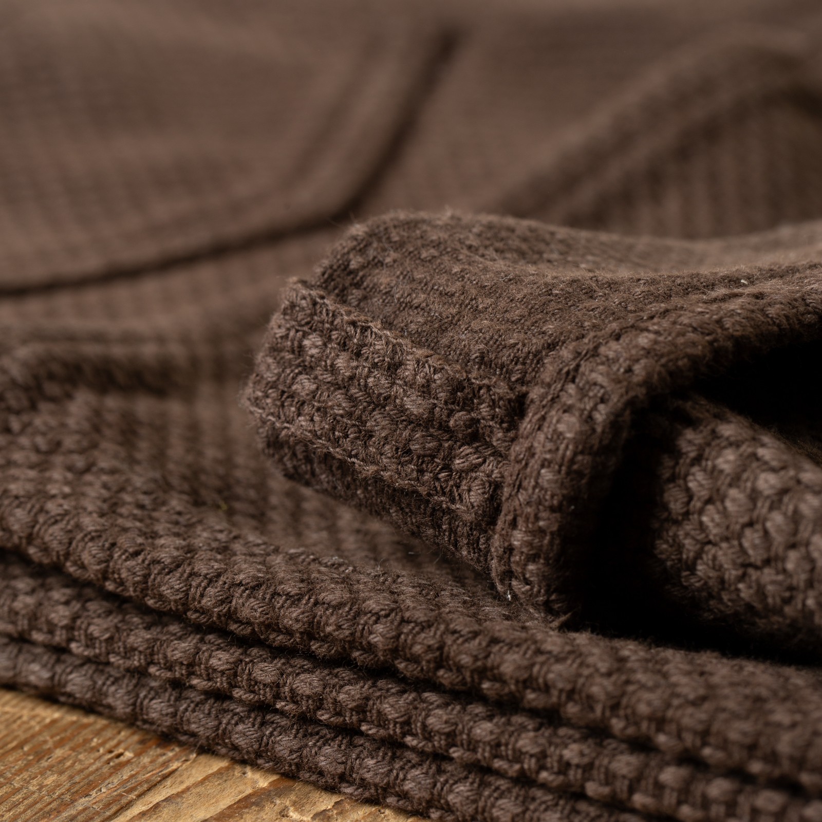 detail flaneurs STUDIO D'ARTISAN 1914 17oz Amami Oshima Mud-Dyed Sashiko Dark Brown