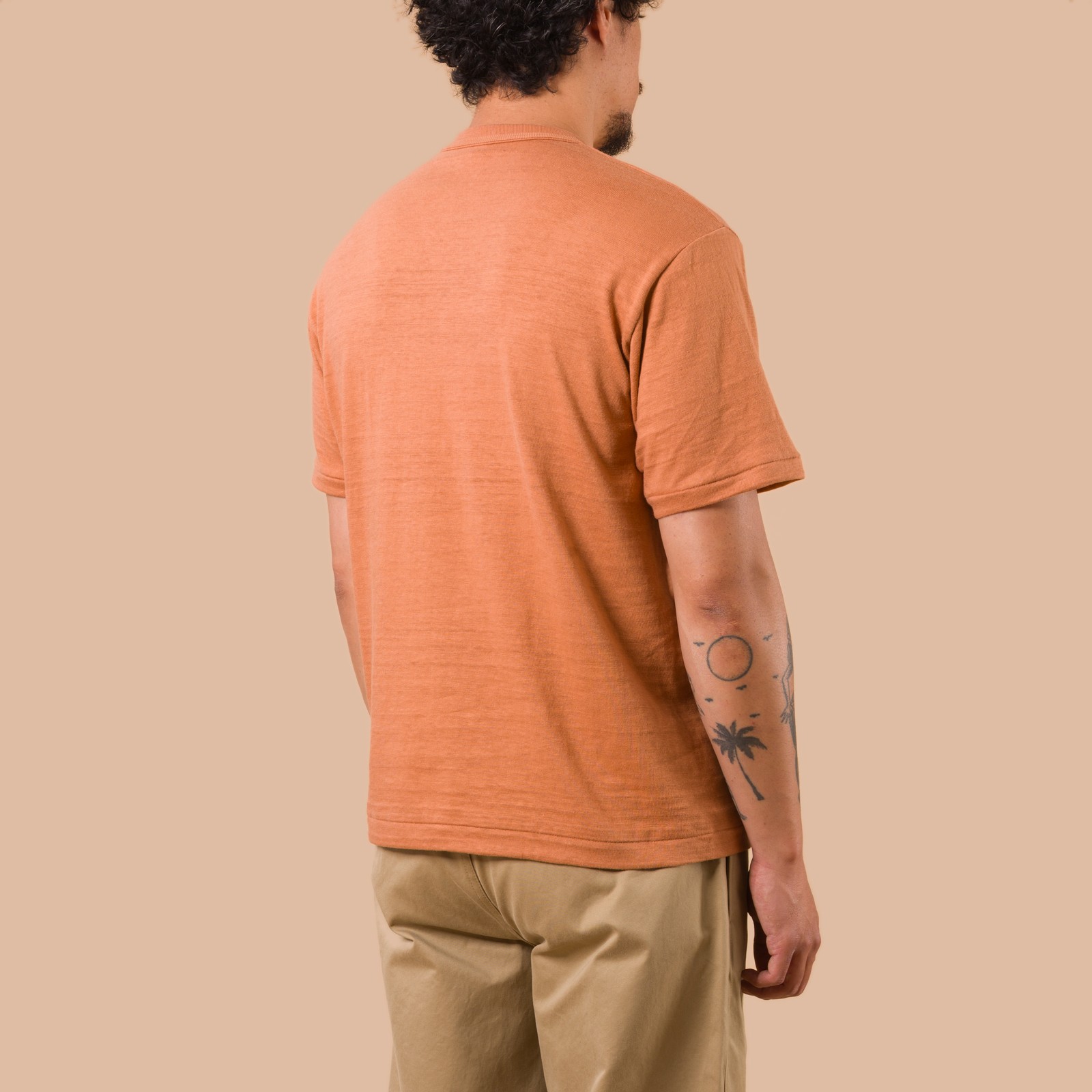 image worn back flaneurs WAREHOUSE & CO.  Lot. 4601 Pocket T-Shirt Dark Salmon