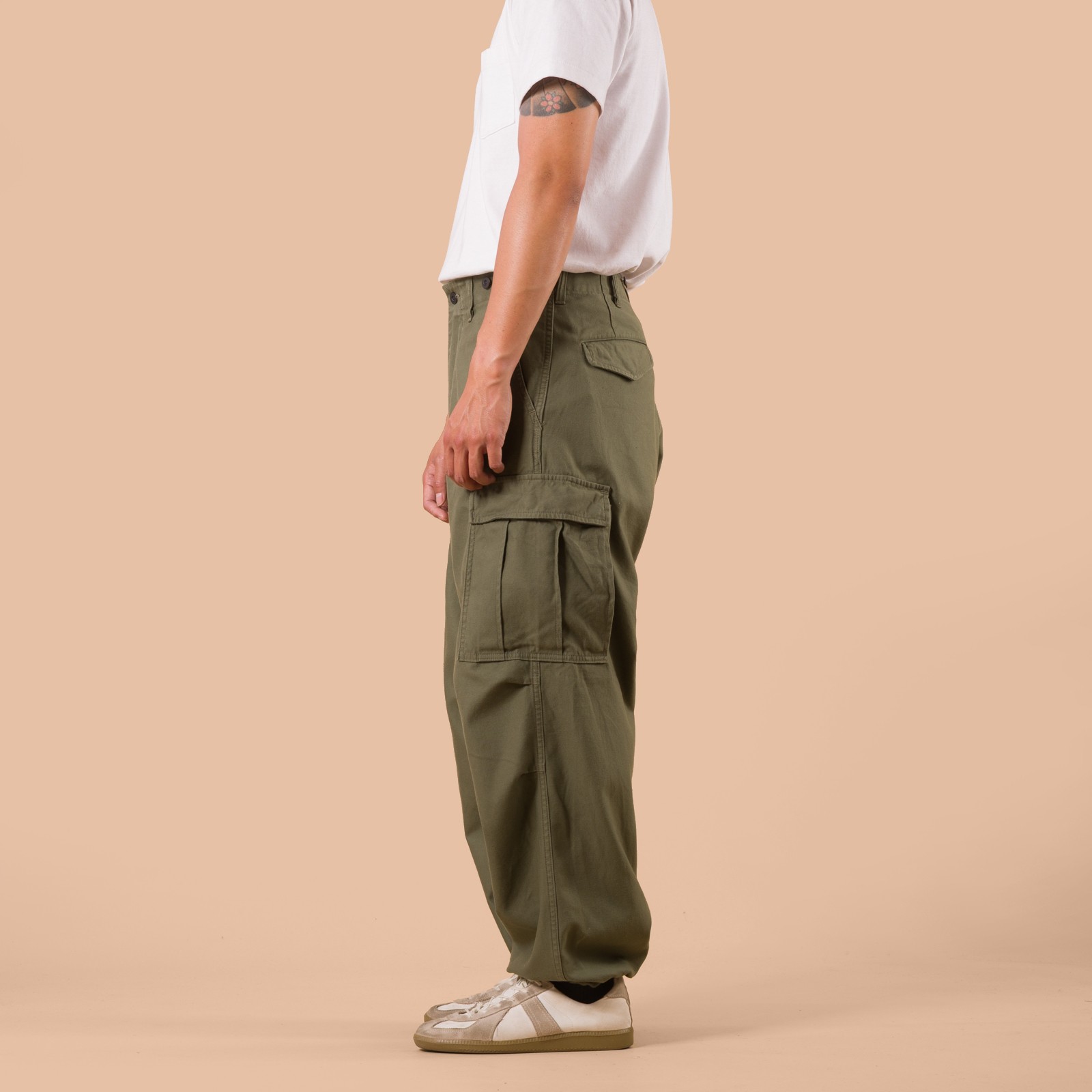 flaneurs NIGEL CABOURN Army Cargo Pant Dark Green worn side