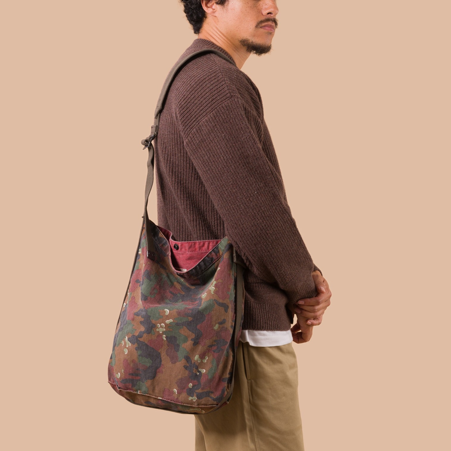 Mail Bag Fade Camo Red
