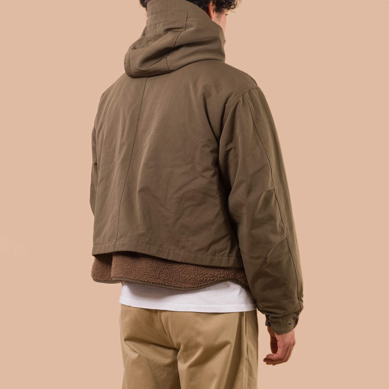 flaneurs Frizmworks Smock Hooded Parka Olive worn back
