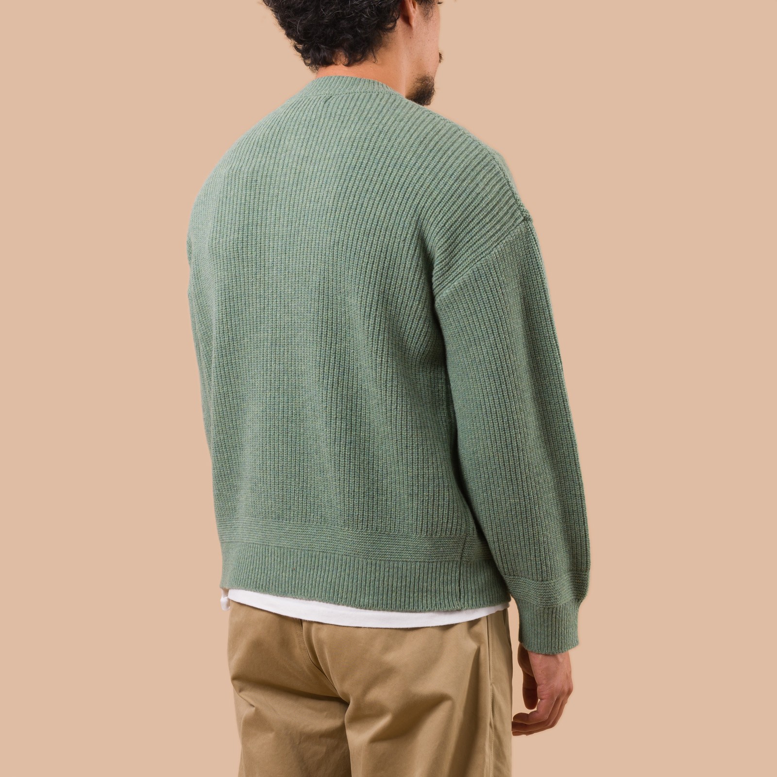 flaneurs Frizmworks Heavy Wool Round Cardigan Jade Green worn back