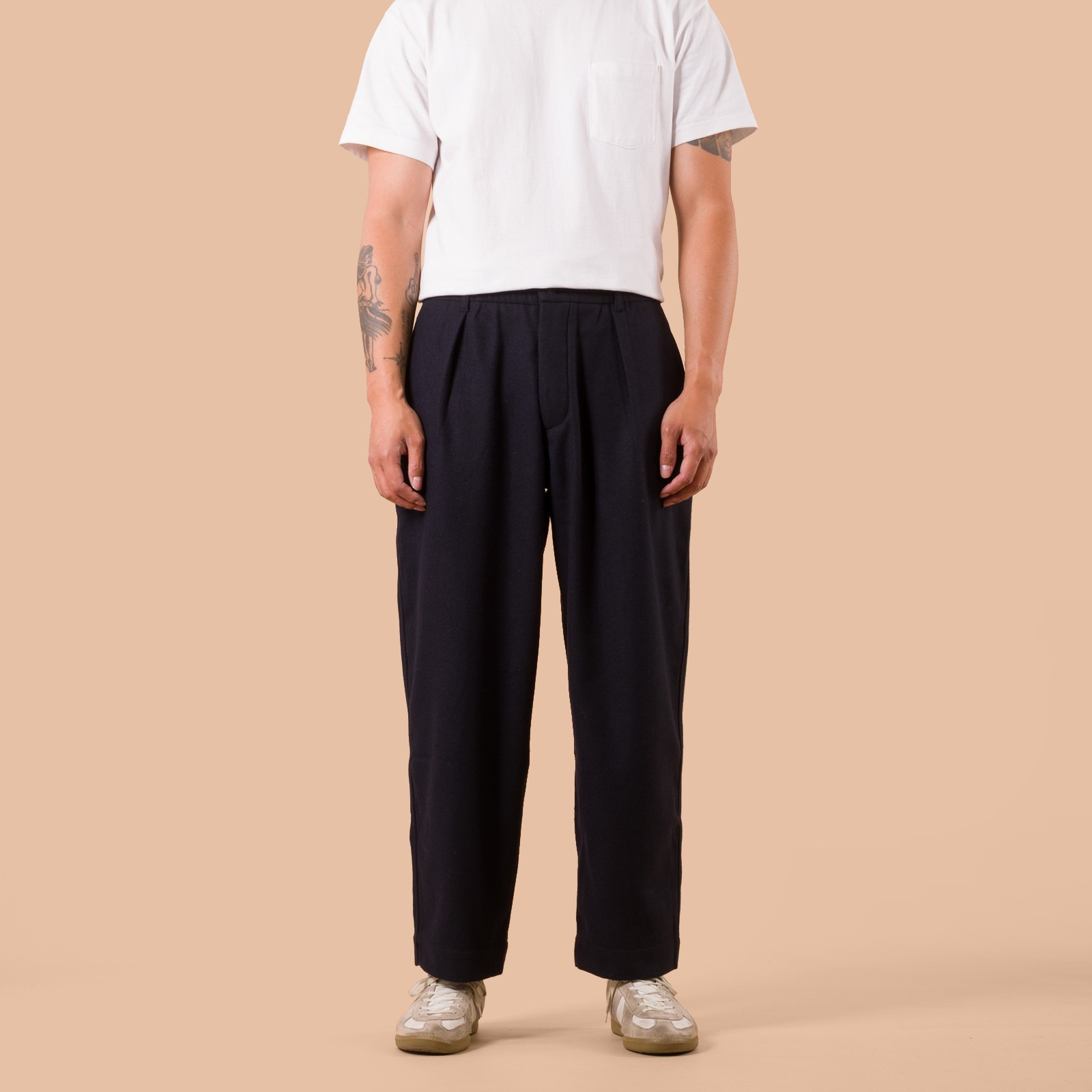 flaneurs worn front UNIVERSAL WORKS Dublin Wool Mix Oxford Pant Dark Navy