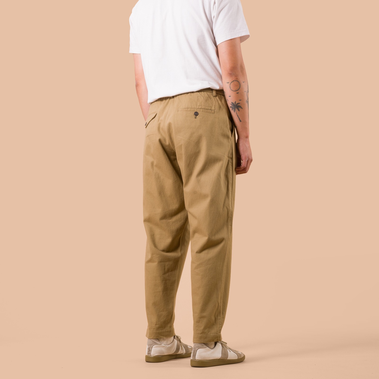flaneurs worn back UNIVERSAL WORKS Brushed Moleskin Pleated Track Pant Sand
