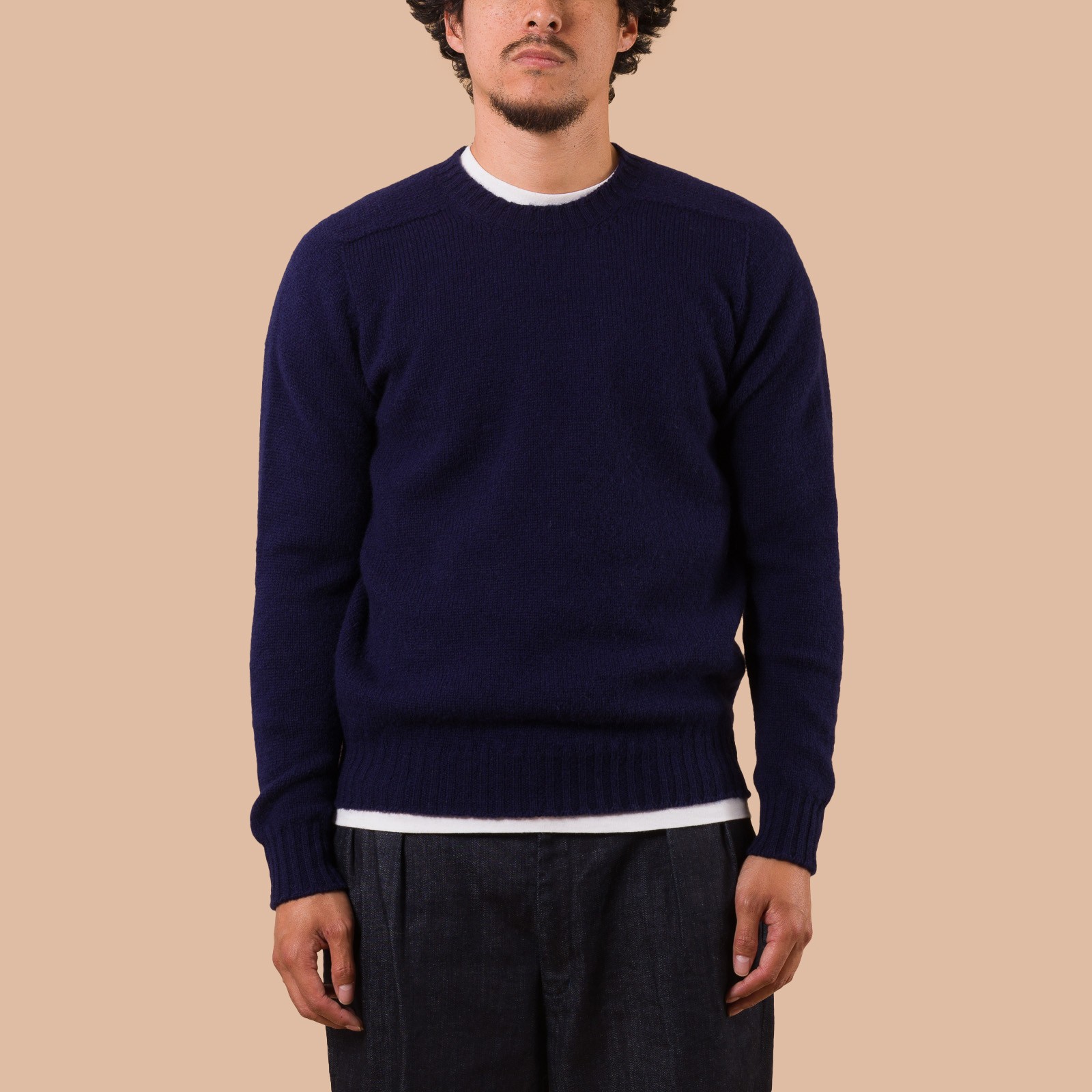 Image Flâneurs JAMIESON'S / Crewneck Saddle Shoulder Sweater Eclipse face
