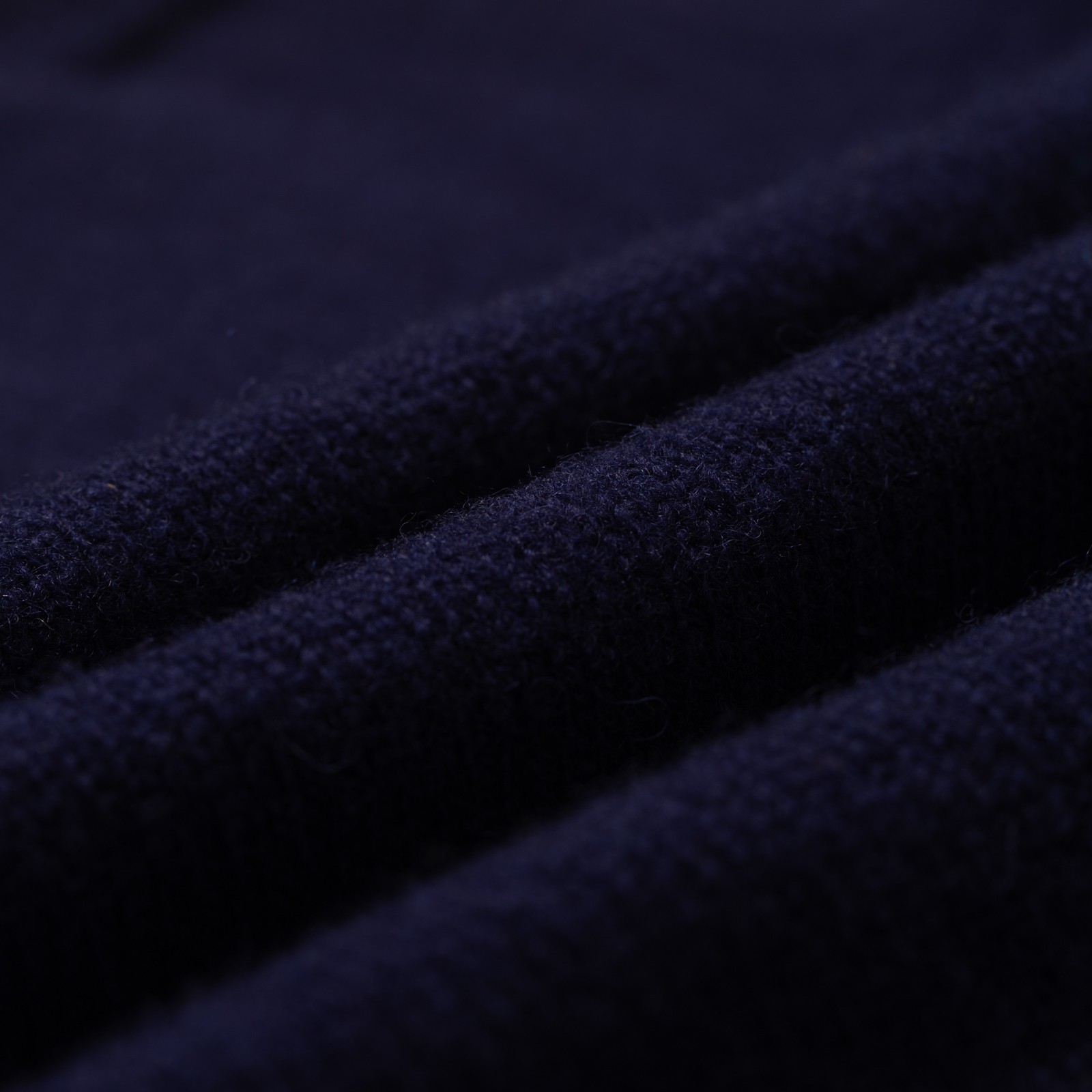 Image Flâneurs JAMIESON'S / Crewneck Saddle Shoulder Sweater Eclipse détail matière