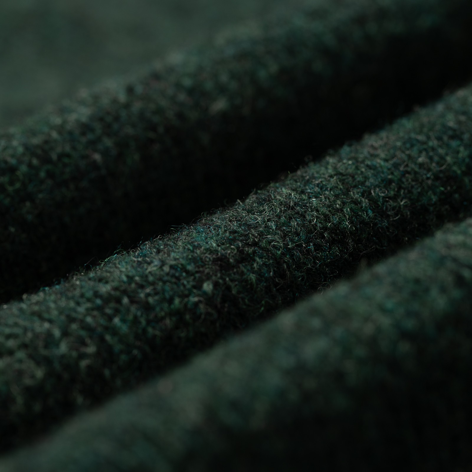 Image Flâneurs JAMIESON'S / Crewneck Saddle Shoulder Sweater Conifer détail matière