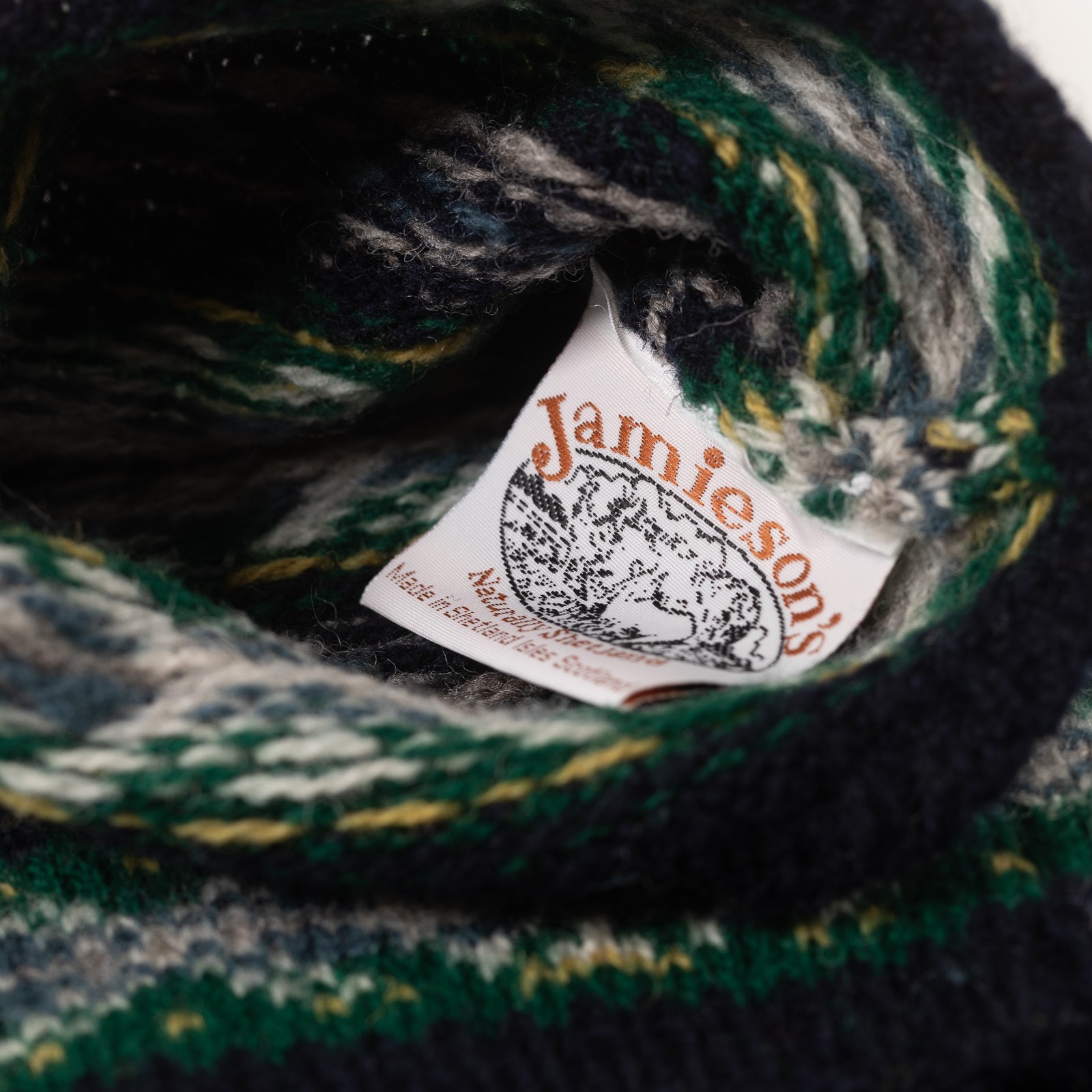 Image flâneurs JAMIESON'S / Fair Isle Scarf Navy détail