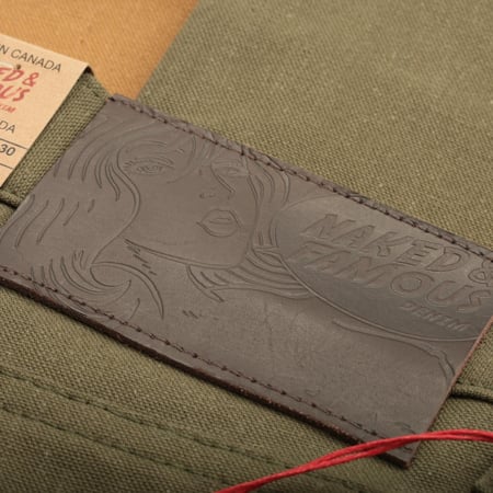 patch en cuir flâneurs NAKED & FAMOUS SuperGuy Army Green "Duck" Canvas Selvedge