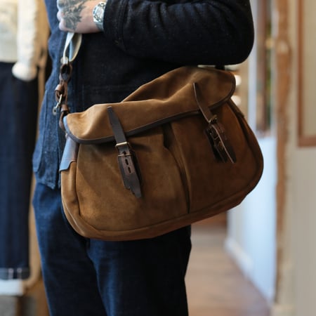 Fisherman's Musette in Tobacco color