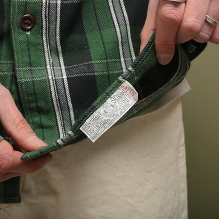 Lot 3022 Flannel Shirt With Chinstrap Green