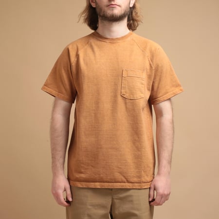 Short Sleeve Heavy Raglan Pocket Tee in Mocha Color