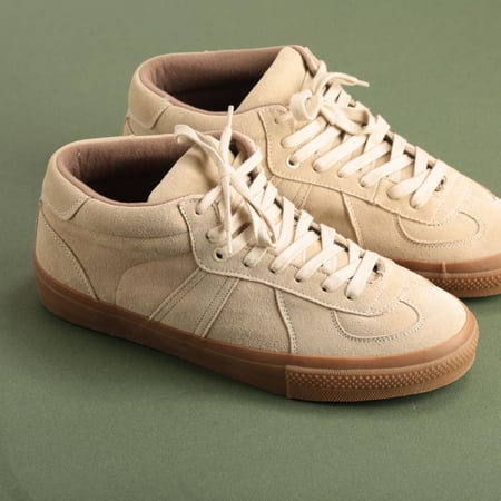 German Military Trainer Mid Panna Suede