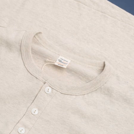 Lot 4601 Henley Neck T-Shirt Oatmeal