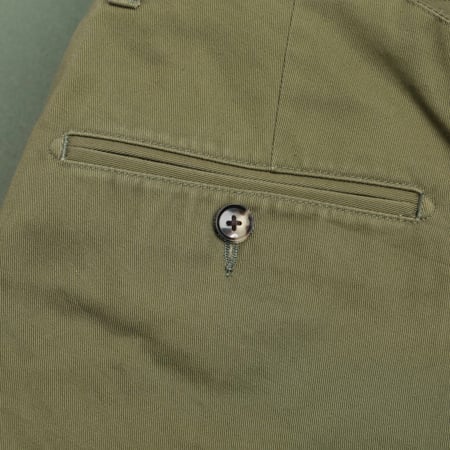 1402P 2P Chinos Shorts Olive