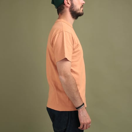 "SURE MFG" 7.5 oz Pocket S/S Tee Raw Sienna