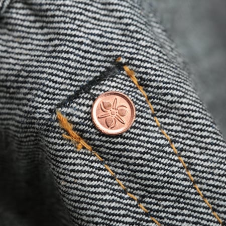 Image_Flâneurs_MOMOTARO / 0605-13 Natural Tapered 13oz Zimbabwe Cotton_detail-rivet