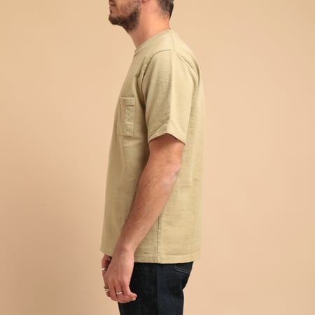 Dotsume Pocket T-Shirt Hard Butter