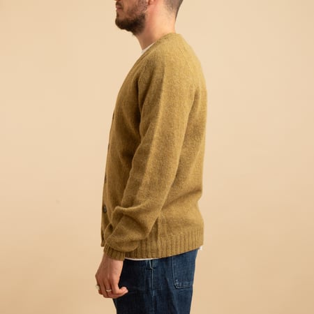 Saddle Shoulder V Cardigan Asparagus