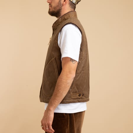 Mountain Vest Dark Tan