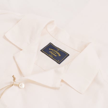 S/S Belavista Camp Collar Off White