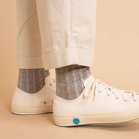 image flâneurs porté court Beams 2 Pleats Twill Trousers 1