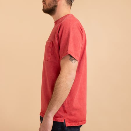 Short Sleeve Heavy Raglan Pocket Tee in Faded Red
