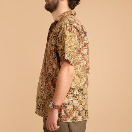 Open Collar Short Sleeve Shirt Block Print Square