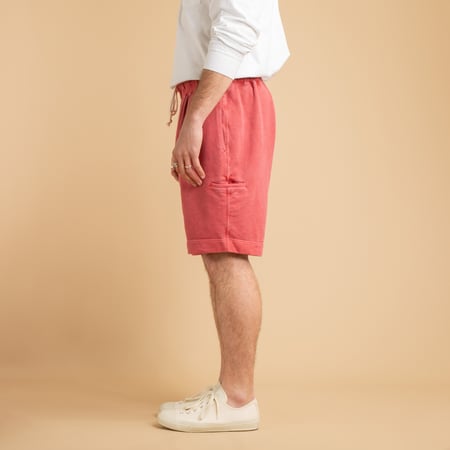 Light Terry Shorts in Faded Red