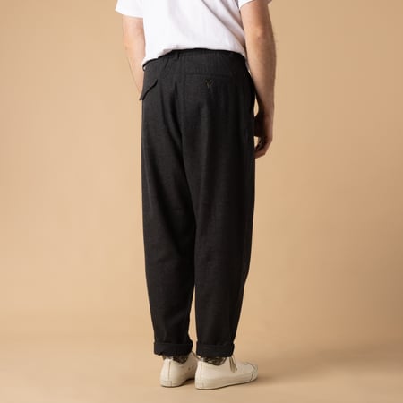 Veta Upcycled Cotton Pleated Track Pant Charcoal